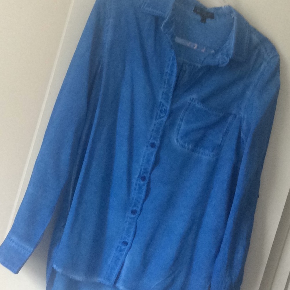 Velvet &Hearth blue Shirt Buttons down Size S